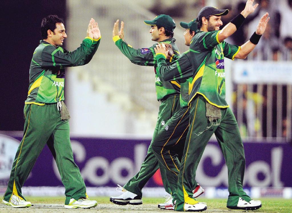 Happy Pakistan Cricket Team