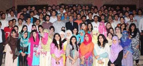 Gcu Lahore Students Group Photo with Dr. Muhammad khaliq ur rahman