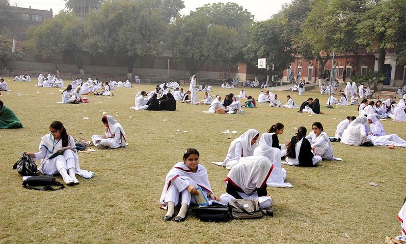 Islamia College Cooper Road Lahore girls in Ground
