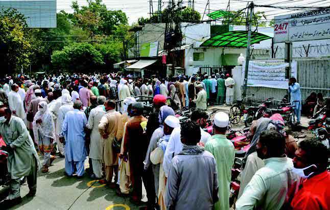 Nadra-office-open-in-Lock-down